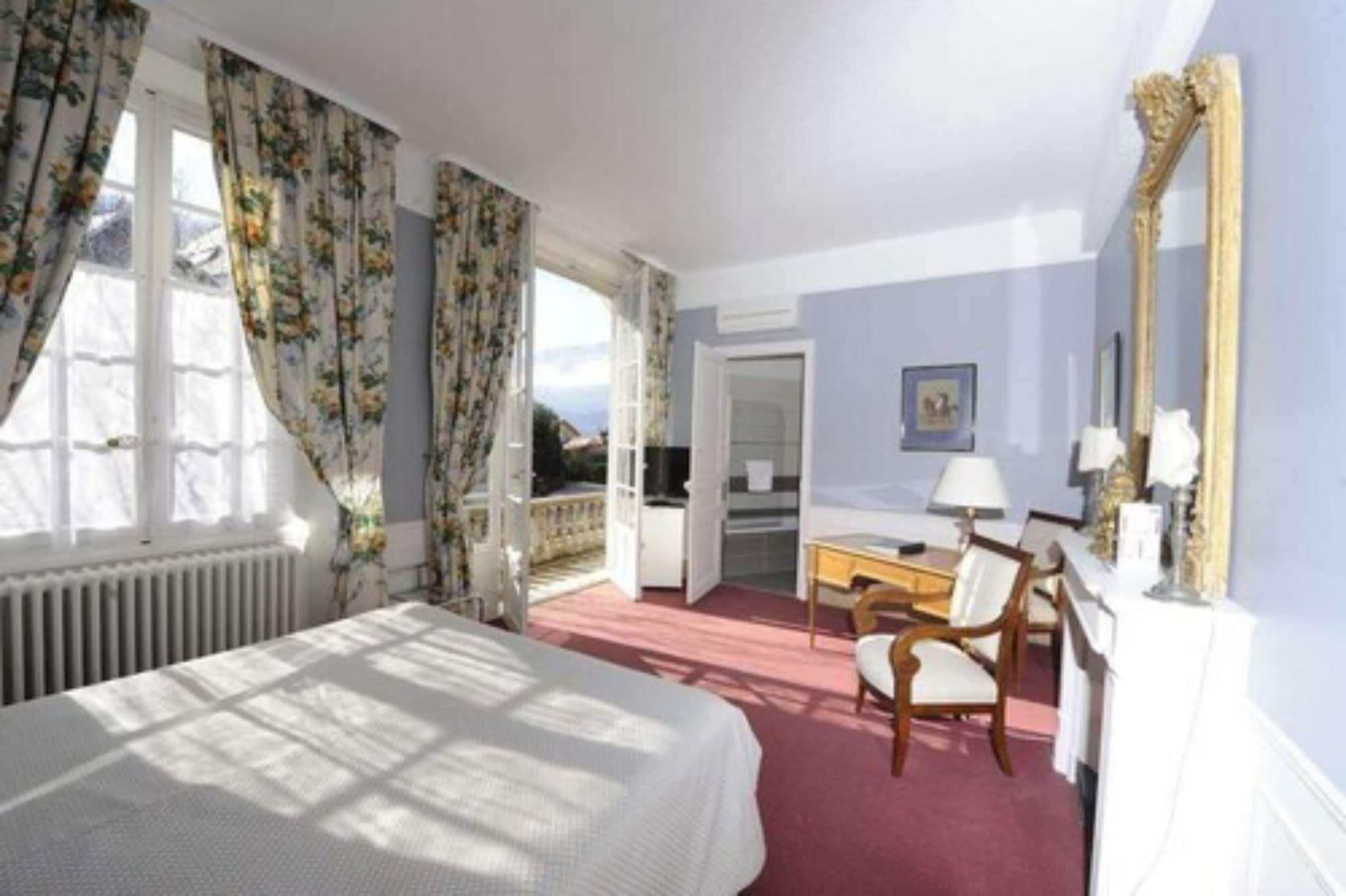 Hotel Chateau & De La Commanderie Eybens